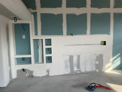 Conception d’étagères décoratives sur mesure