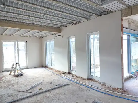 Réalisation de plâtre traditionnel et rampant dans le Sundgau